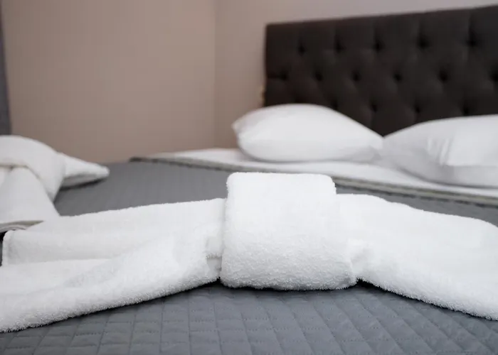 Greka * Kalyves Polygyrou