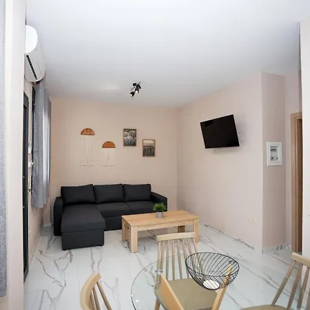 Greka Apartment