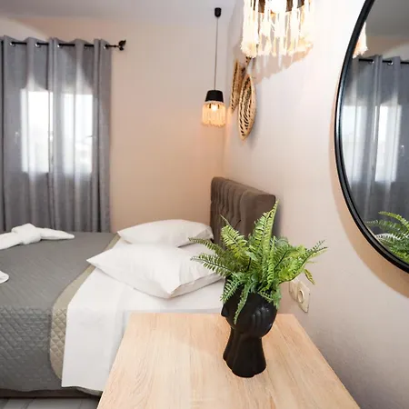 Apartment Greka *